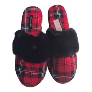 Victoria Secret Slippers Women Red/Black Plaid Fur Signature Mule Satin Sz M (8)